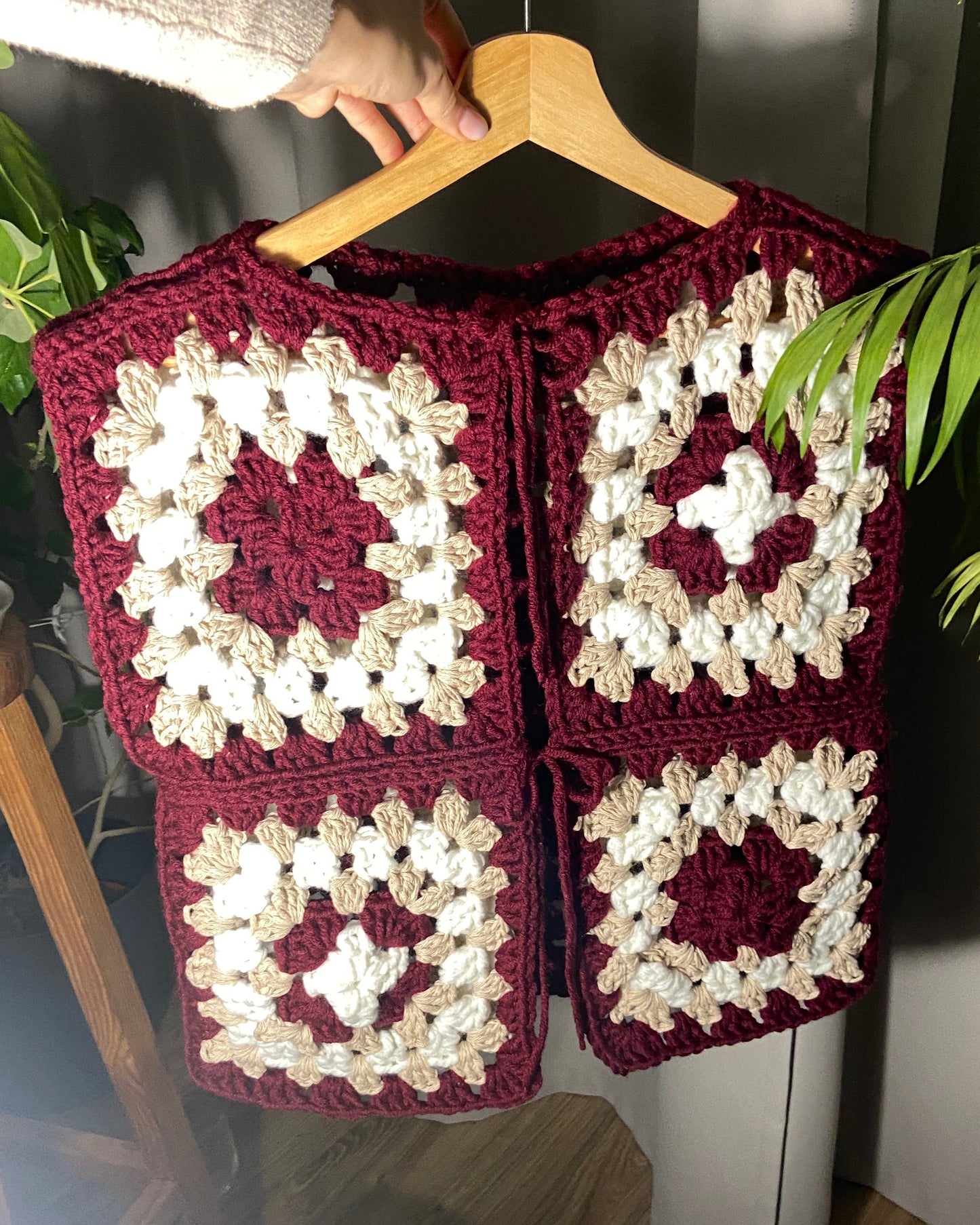 Chestnut Vest